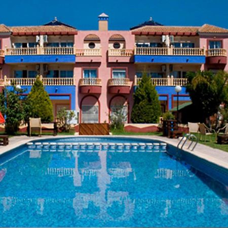 Apartamentos Marina Internacional Torrevieja Exterior photo