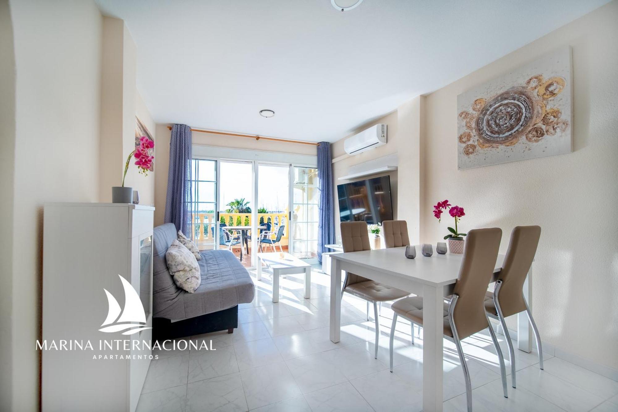 Apartamentos Marina Internacional Torrevieja Exterior photo
